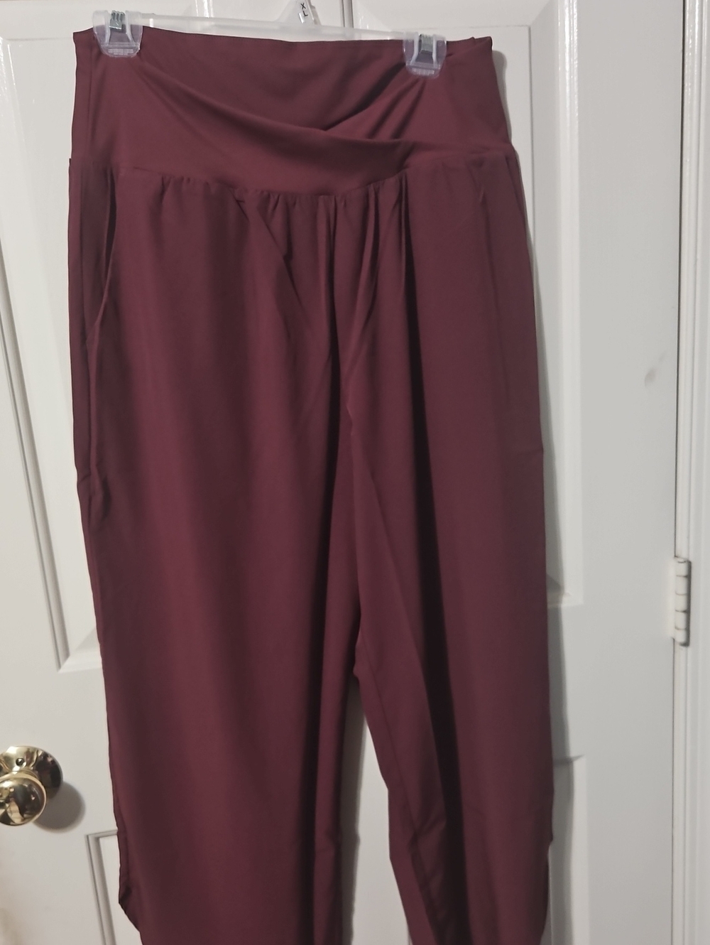 HALARA NWT Wide-Leg High-Waist Pants in Deep Maroon